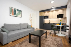 Waterfront City Azure Loft with FREE PARKING